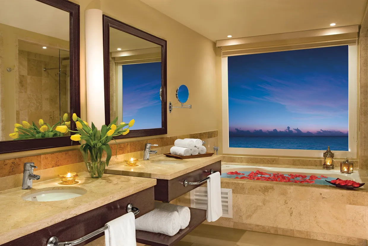 Oceanfront for 2 - Nov 25