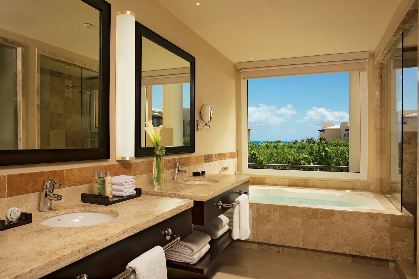 Tropical View for 3