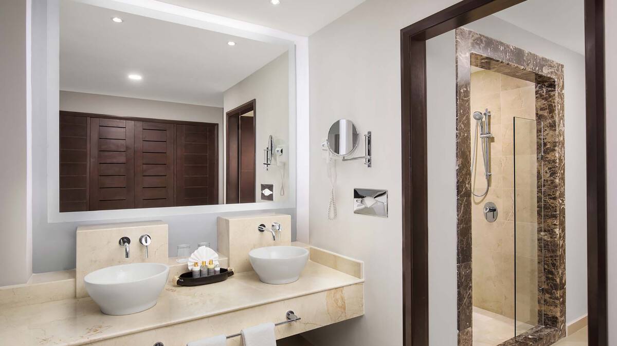 Overflow Hotel for 2 - May 26