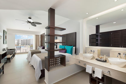 Overflow Hotel for 4 - May 26